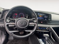 2022 Hyundai Elantra Preferred IVT w/Sun & Tech Package