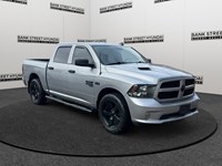 2020 RAM 1500 Classic Express 4x4 Crew Cab 5'7" Box