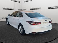 2023 Toyota Camry Hybrid Hybrid LE Auto