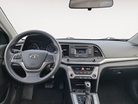 2017 Hyundai Elantra 4dr Sdn Auto LE