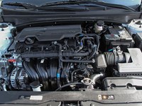 2025 Hyundai Elantra Luxury IVT