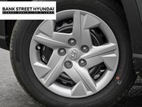 2025 Hyundai Venue Essential IVT