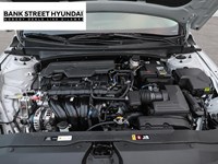 2026 Hyundai Elantra Essential IVT