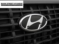 2025 Hyundai Venue Essential IVT