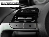 2025 Hyundai Elantra HEV Luxury DCT