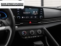 2026 Hyundai Elantra Essential IVT