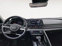 2022 Hyundai Elantra Preferred IVT w/Sun & Tech Package