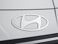 2025 Hyundai Elantra Luxury IVT