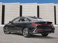 2025 Hyundai Elantra Luxury IVT w/Two-Tone Interior
