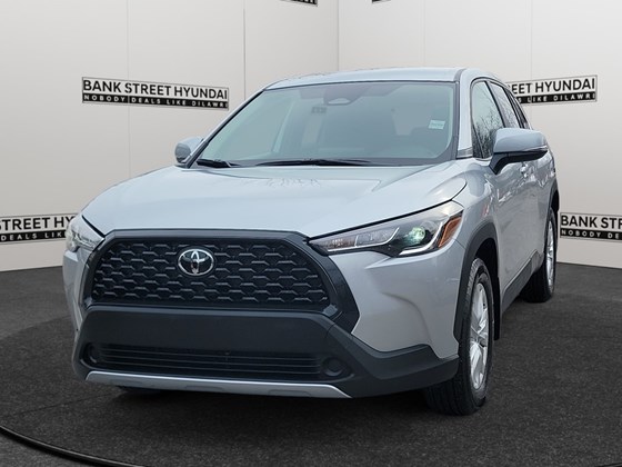 2024 Toyota Corolla Cross LE