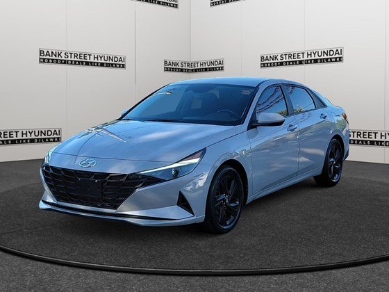2022 Hyundai Elantra Preferred