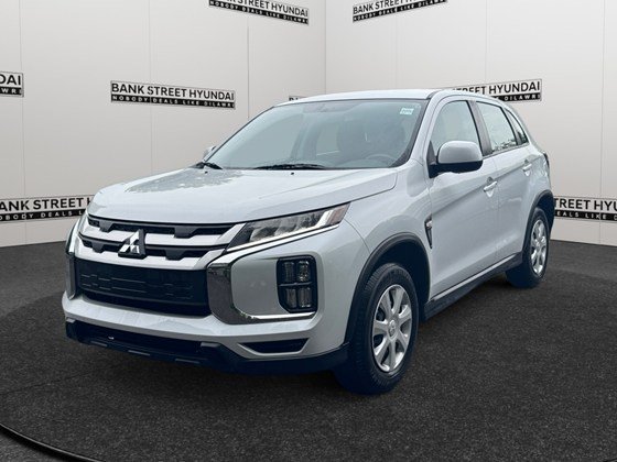 2024 Mitsubishi RVR ES
