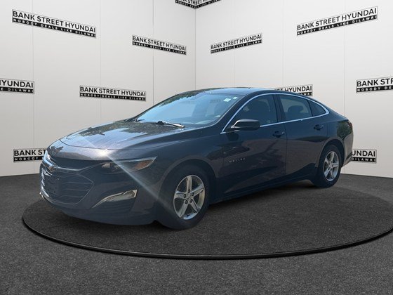 2022 Chevrolet Malibu LS w/1LS