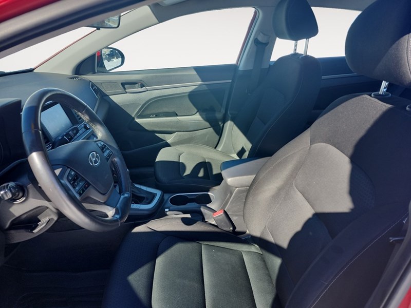 2017 Hyundai Elantra 4dr Sdn Auto GL