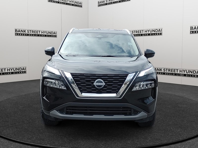 2023 Nissan Rogue AWD SV Midnight Edition