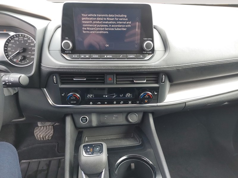 2023 Nissan Rogue AWD SV Midnight Edition