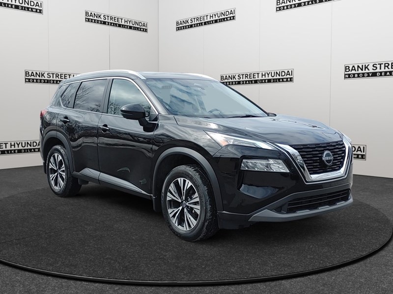 2023 Nissan Rogue AWD SV Midnight Edition