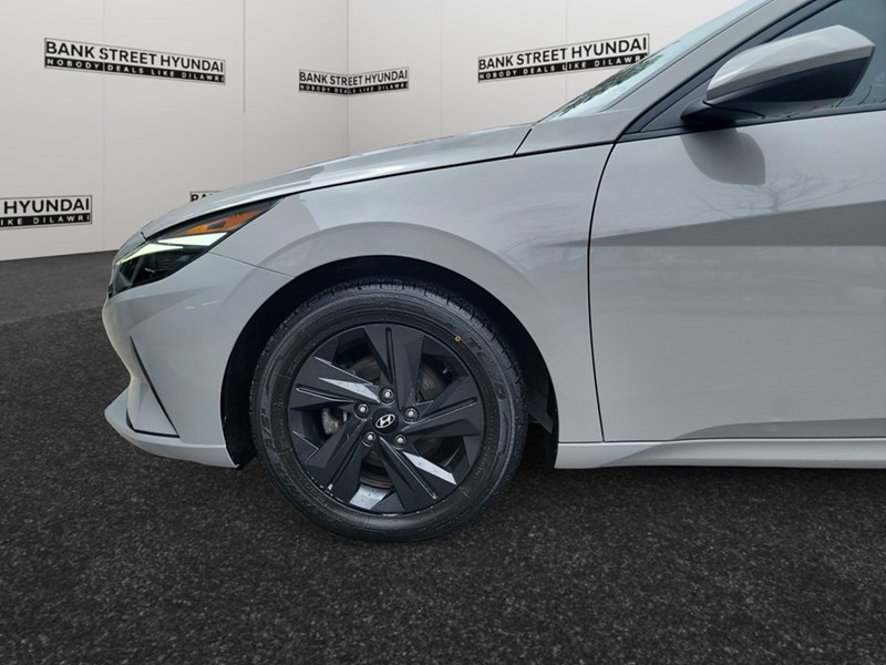 2021 Hyundai Elantra Preferred IVT