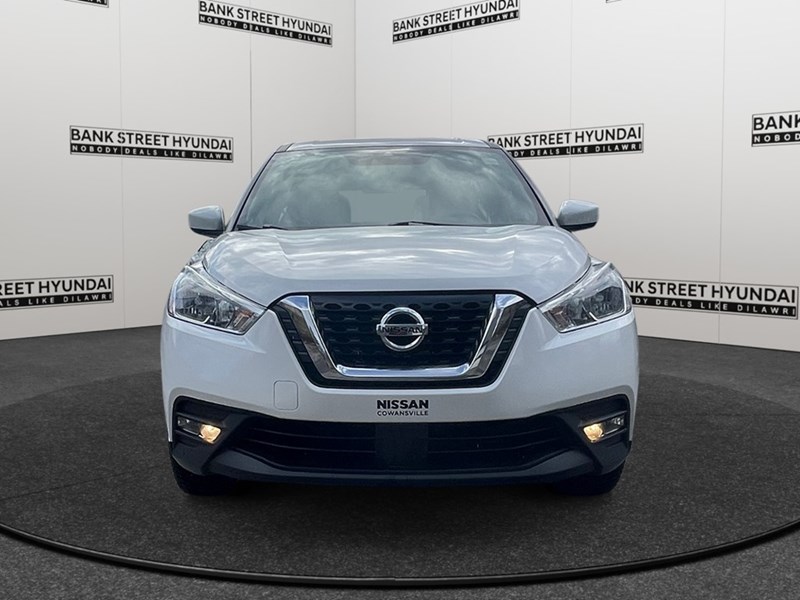 2020 Nissan Kicks SV FWD