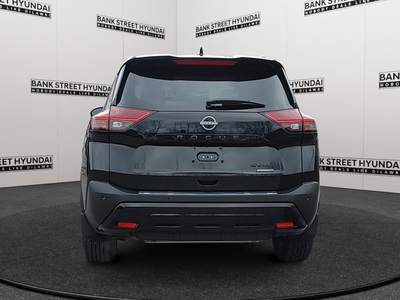 2023 Nissan Rogue AWD SV Midnight Edition
