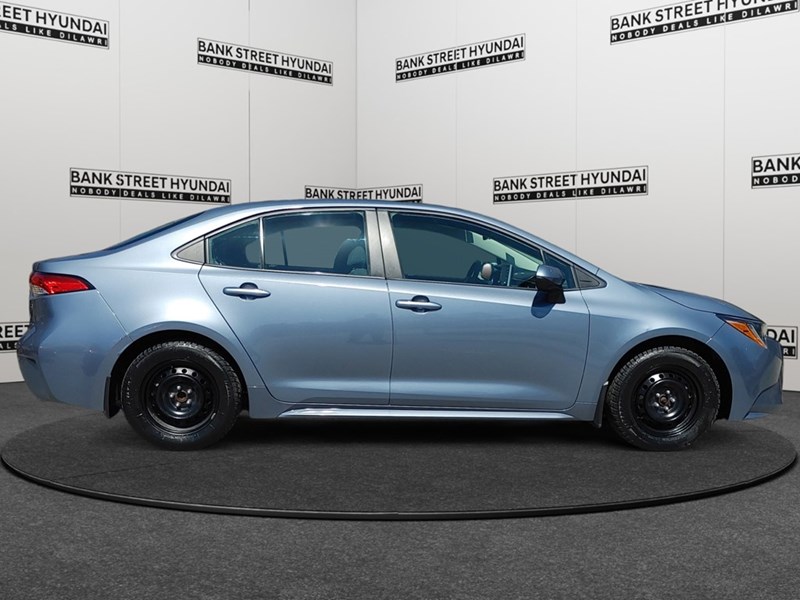 2020 Toyota Corolla LE CVT