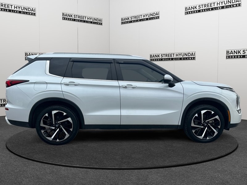 2022 Mitsubishi Outlander SEL S-AWC