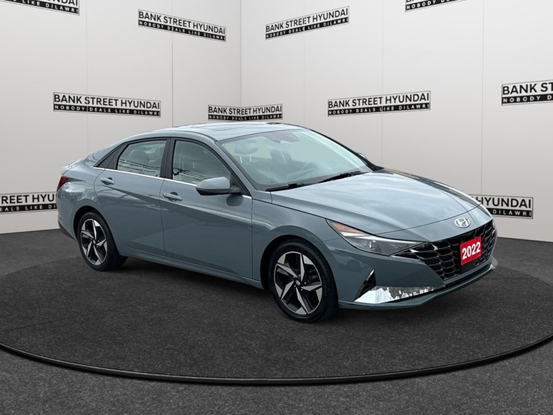 2022 Hyundai Elantra Ultimate IVT