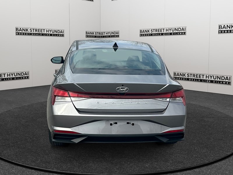 2023 Hyundai Elantra Preferred IVT w/Tech Pkg