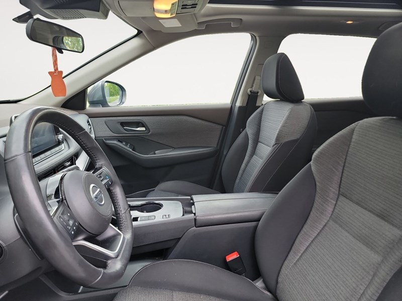 2021 Nissan Rogue FWD SV