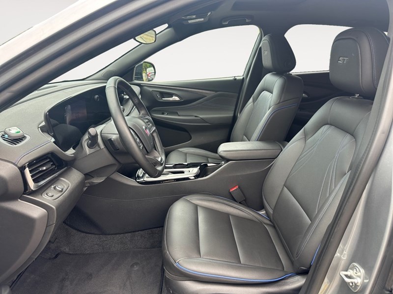 2024 Buick Envista FWD 4dr Sport Touring