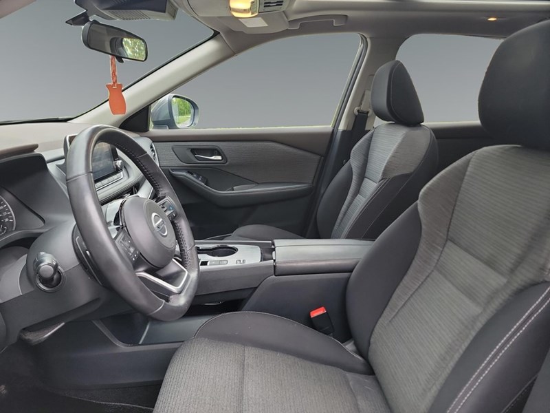 2021 Nissan Rogue FWD SV