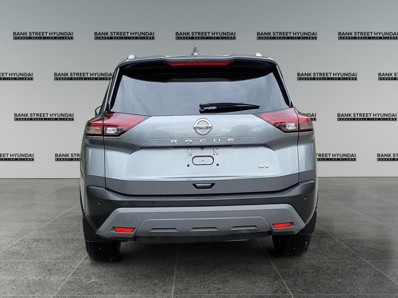 2021 Nissan Rogue FWD SV