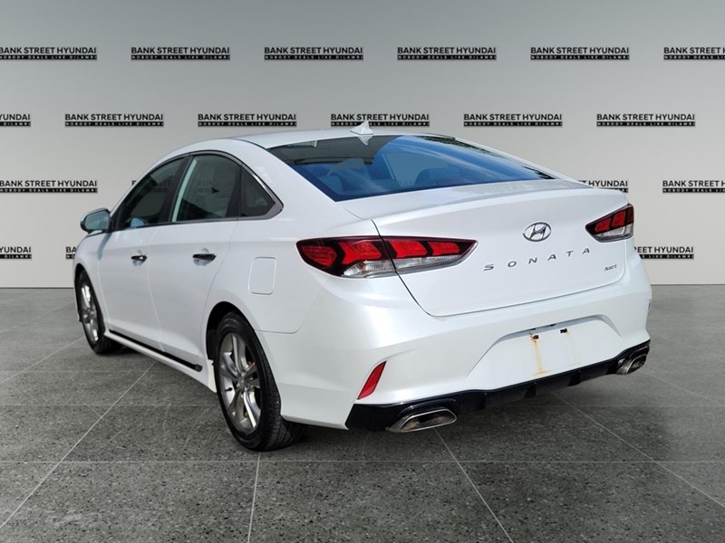 2019 Hyundai Sonata 2.4L Essential w/Sport Pkg