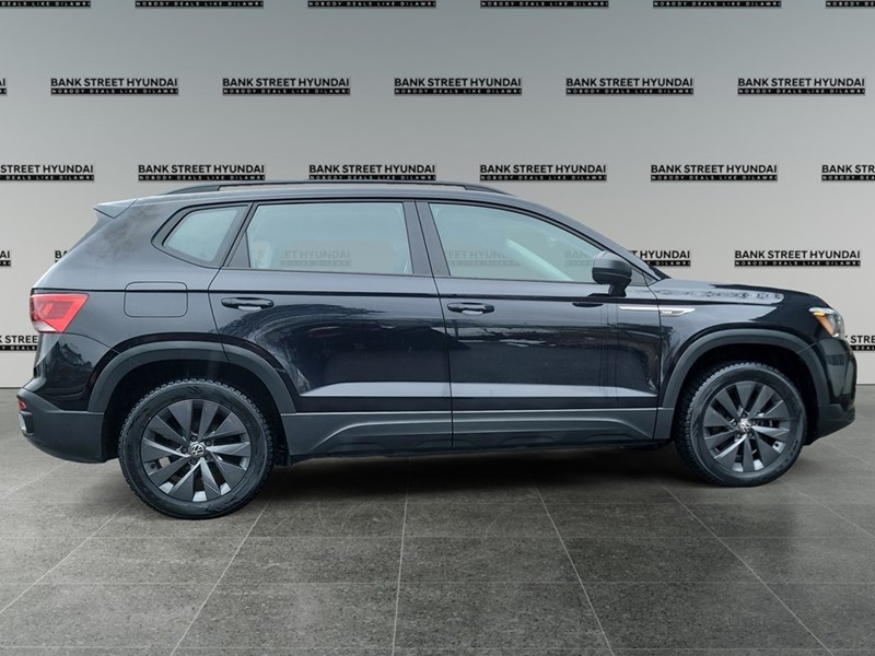2022 Volkswagen Taos Trendline 4MOTION