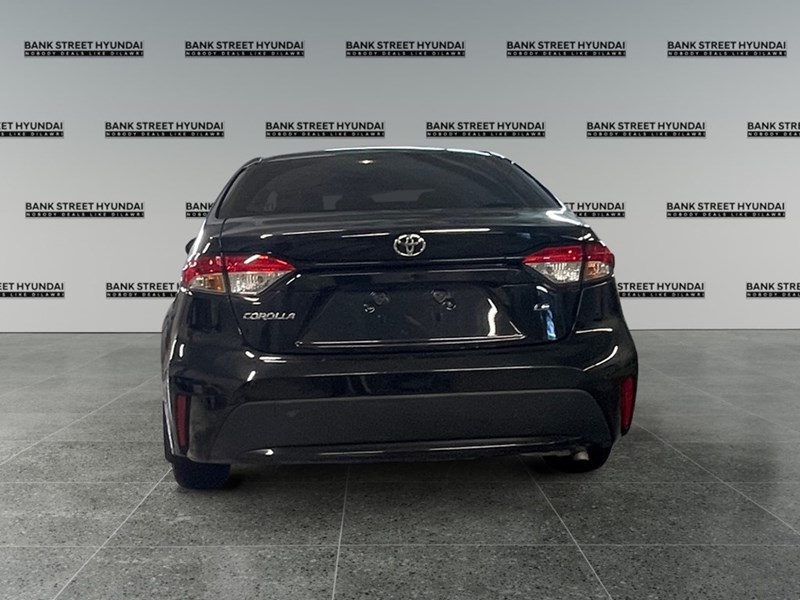 2020 Toyota Corolla LE CVT