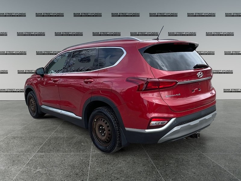 2019 Hyundai Santa Fe 2.4L Essential AWD w/Safety Package