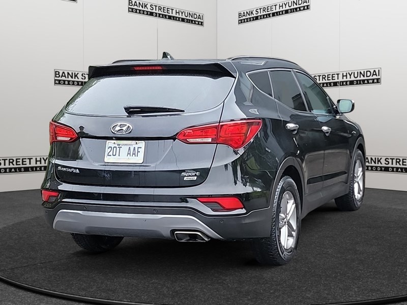 2017 Hyundai Santa Fe Sport AWD 4dr 2.4L Luxury