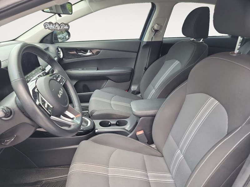 2022 Kia Forte EX IVT