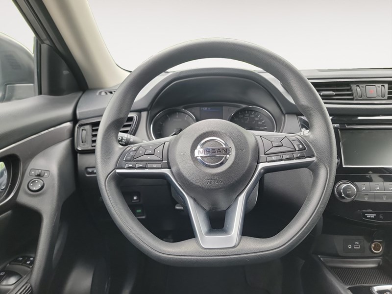 2019 Nissan Rogue FWD SV