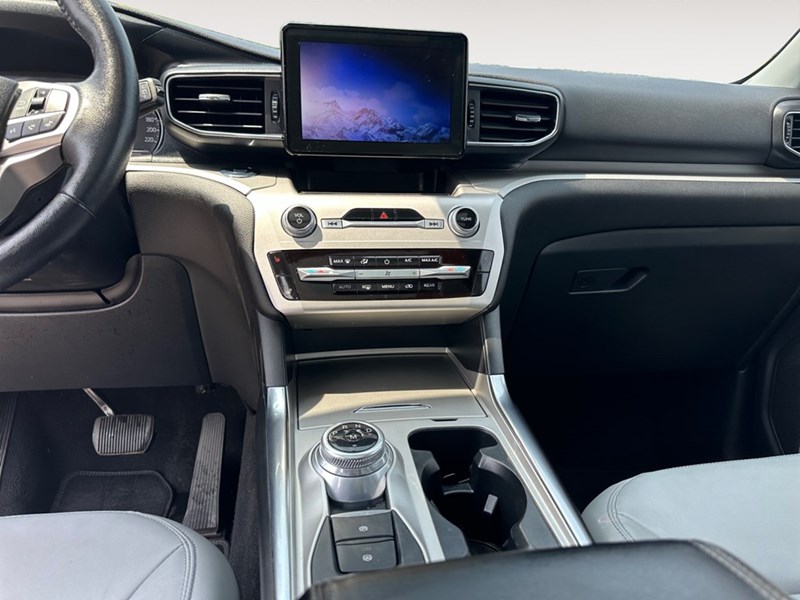 2021 Ford Explorer XLT 4WD
