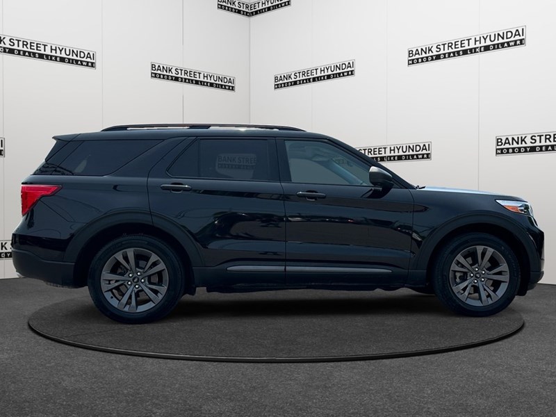 2021 Ford Explorer XLT 4WD