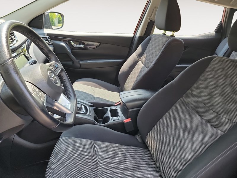 2023 Nissan Qashqai AWD SV CVT