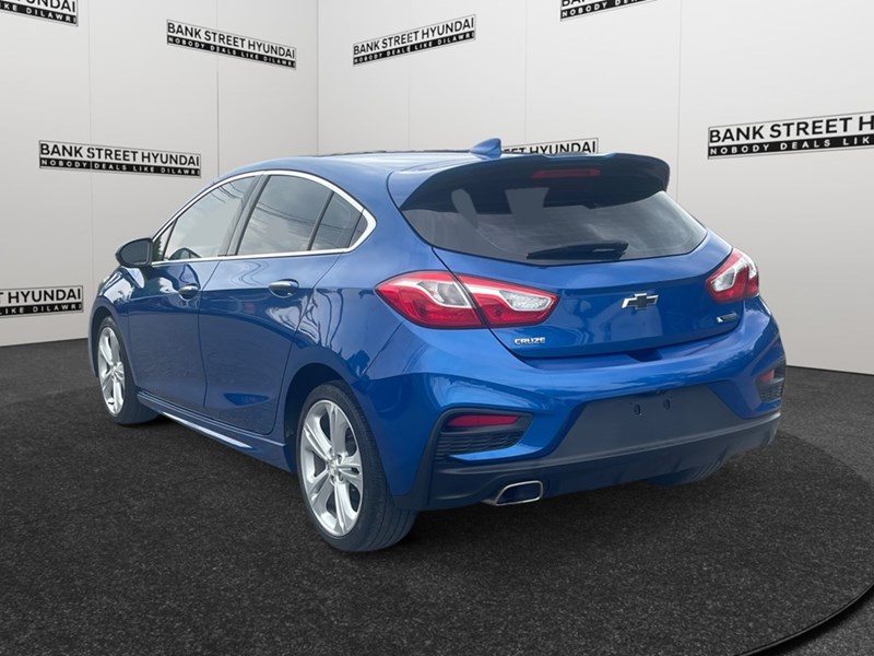 2018 Chevrolet Cruze 4dr HB 1.4L Premier w/1SF