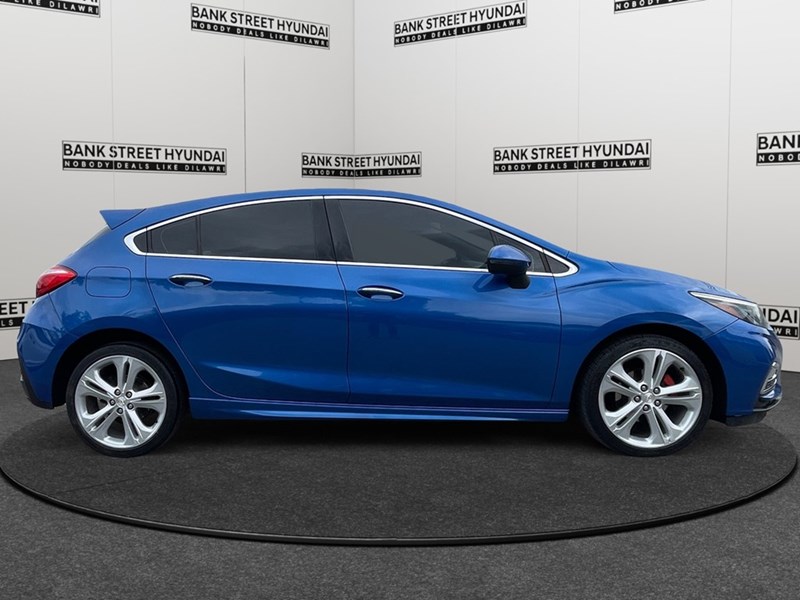 2018 Chevrolet Cruze 4dr HB 1.4L Premier w/1SF