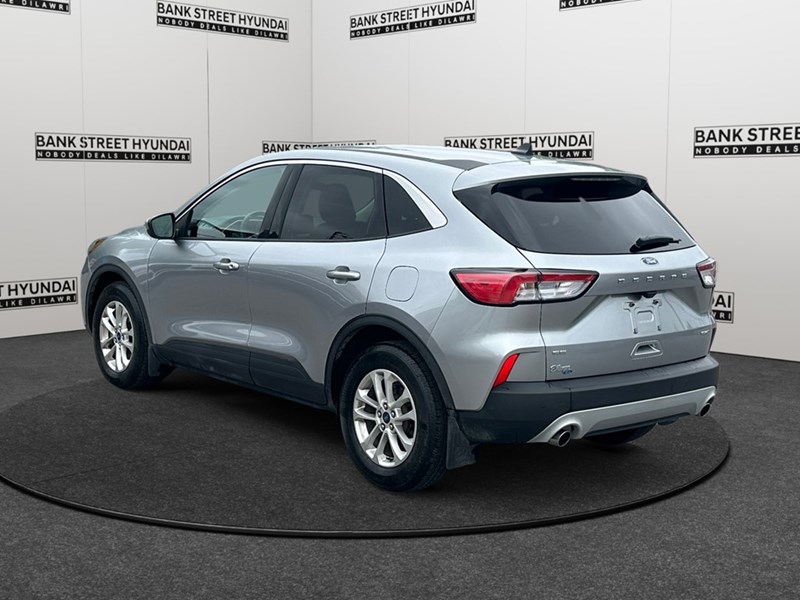 2021 Ford Escape SE AWD