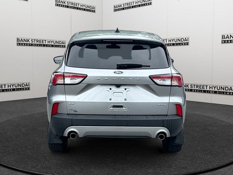 2021 Ford Escape SE AWD
