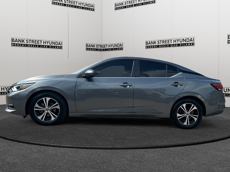 2023 Nissan Sentra SV CVT
