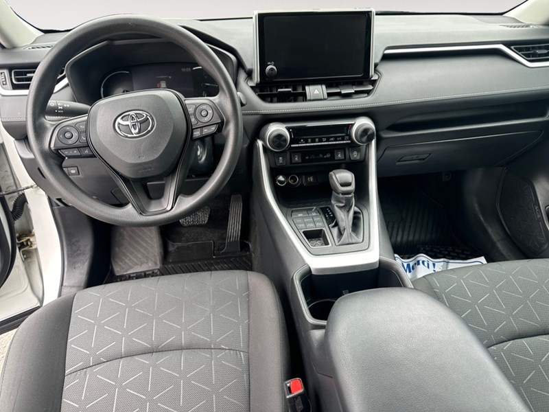 2023 Toyota RAV4 LE AWD