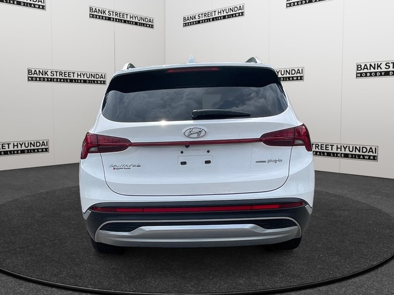 2022 Hyundai Santa Fe Plug-In Hybrid Luxury AWD