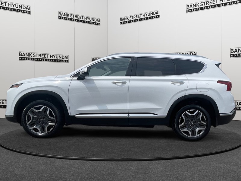 2022 Hyundai Santa Fe Plug-In Hybrid Luxury AWD